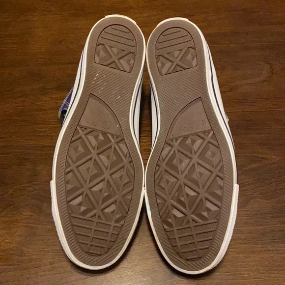 Camouflage High-Top Sneakers - Picture 5 of 11